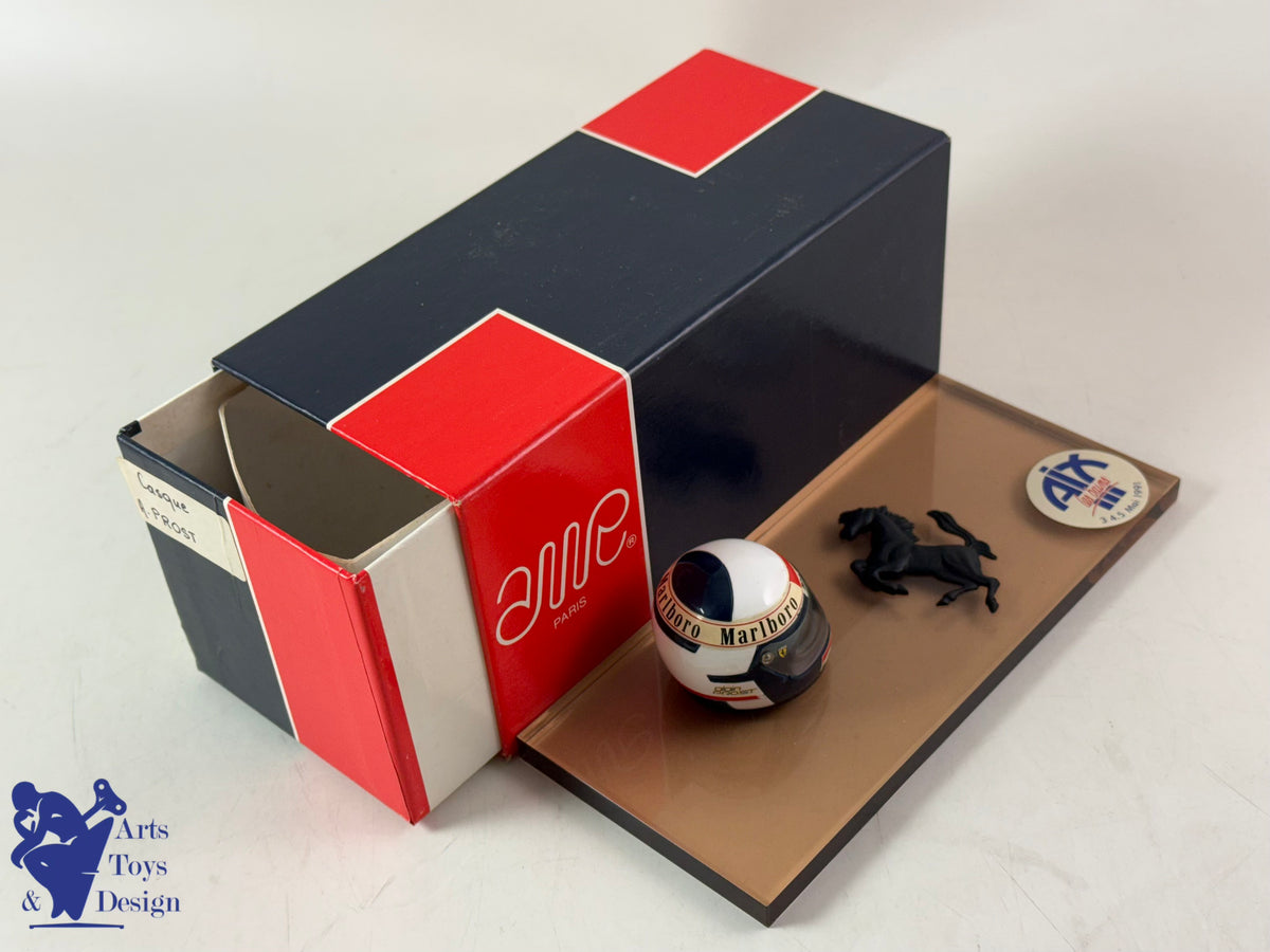 AMR FACTORY BUILT APOTHEOZ CASQUE ALAIN PROST FERRARI