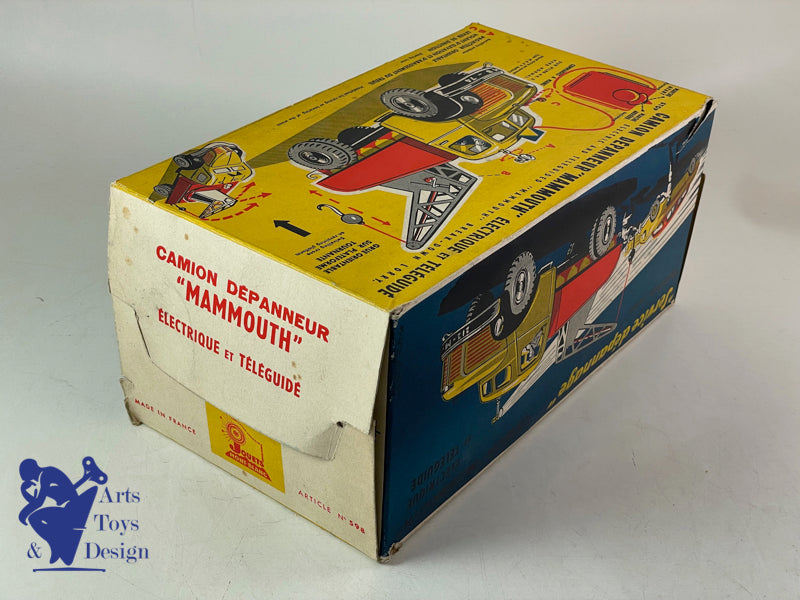 Antique toys Mont Blanc 598 Berliet Tow truck Mammouth Remote control 1955