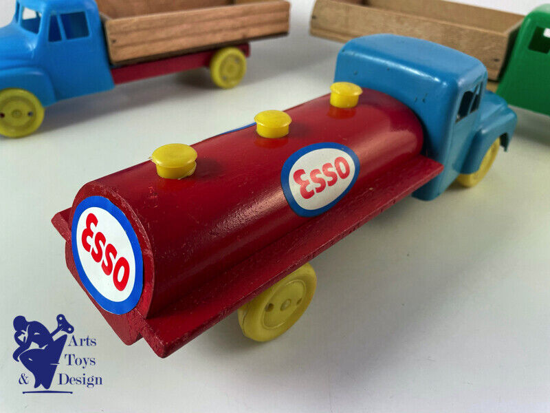 Antique toy Citroen MONNERET JURA LOT OF 3 PLASTIC and WOOD U23 Trucks inc ESSO