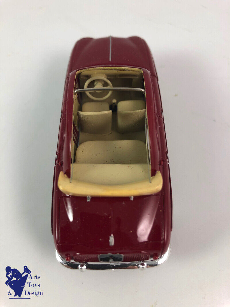 1/43 ° Automany Renault Dauphine Decouvrable Maroon