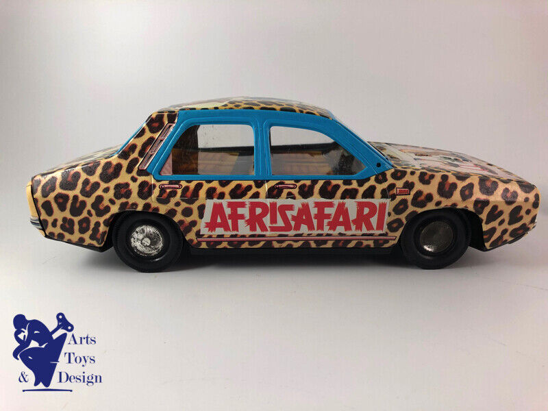 JOUET ANCIEN PAYA 8064 1/12° RENAULT 12 S SAFARI TOLE FRICTION 37CM VERS 1970