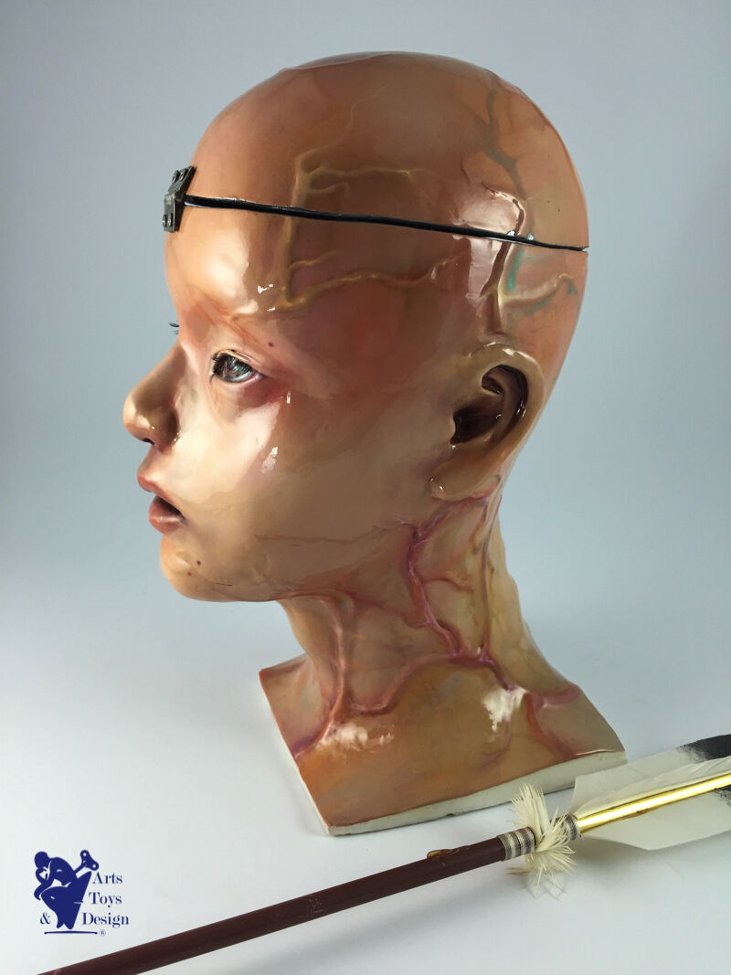 Shoko Fujimori (1986) artist Sculpture woman shattered dreams H 31.5cm