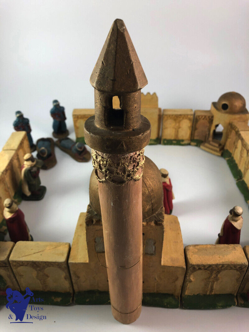 Antique toy soldierJRD scarce medina with 4 spahis 4 touaregs 47x47cm