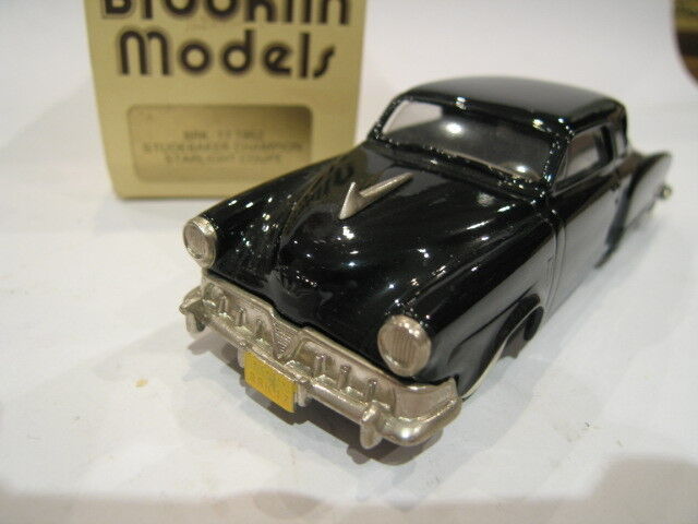 1/43 BROOKLIN 17 STUDEBAKER CHAMPION STARLIGHT COUPE 1952 BLACK
