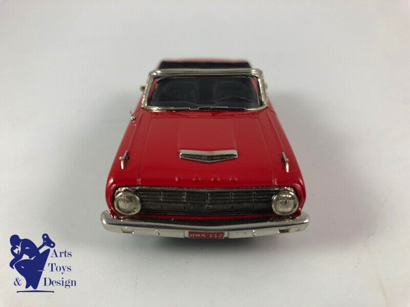 1/43 BROOKLIN 112 FORD FALCON FUTURA SPORTS CONVERTIBLE 1963 RANGOON RED