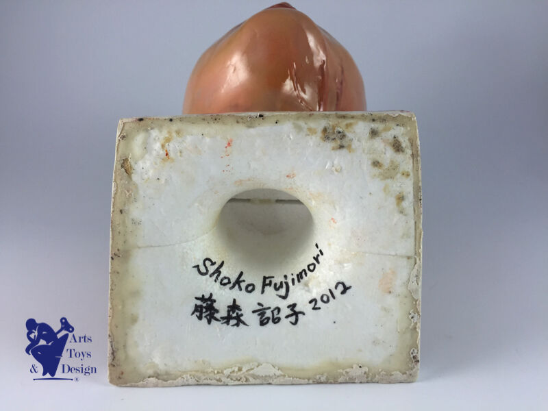 Shoko Fujimori (1986) artist Sculpture woman shattered dreams H 31.5cm