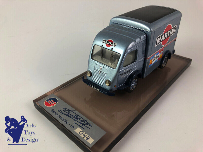 1/43 AMR Factory Built Renault 1000kg Martini n ° 44