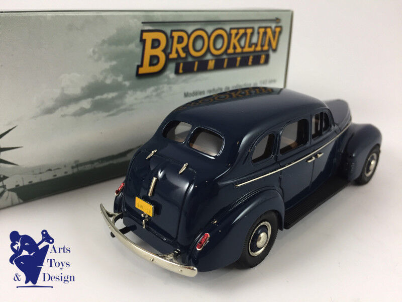 1/43 BROOKLIN BML 18 NASH AMBASSADOR EIGHT 4 DOOR SEDAN 1939 BLUE