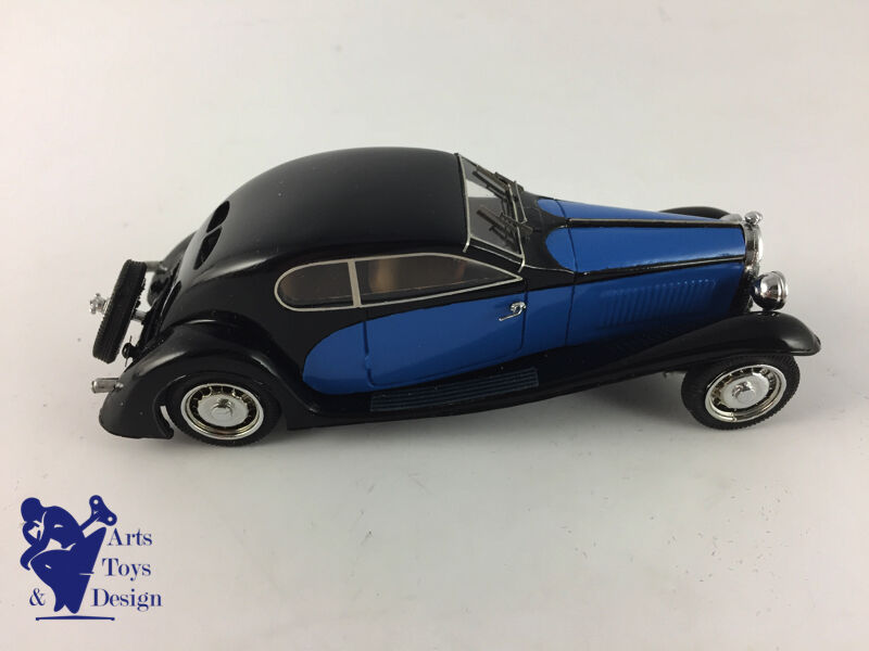 1/43 CLUB AMIS DU 1/43 B11 BUGATTI T 46 SURPROFILE 1935 MULHOUSE NOIR ET BLEU