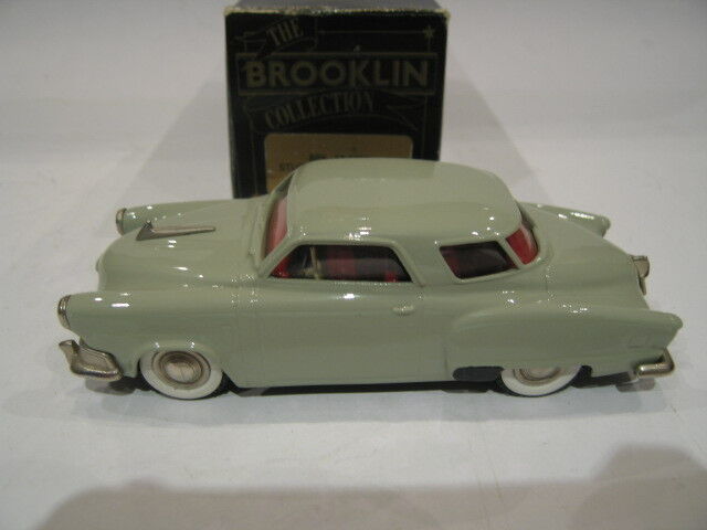 1/43 BROOKLIN 17 STUDEBAKER CHAMPION STARLIGHT COUPE 1952