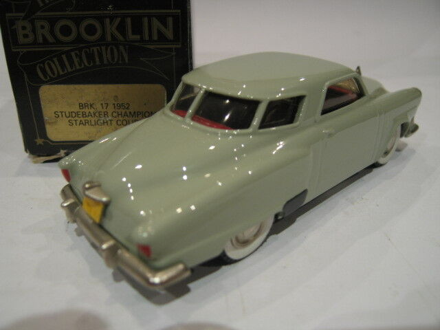 1/43 BROOKLIN 17 STUDEBAKER CHAMPION STARLIGHT COUPE 1952