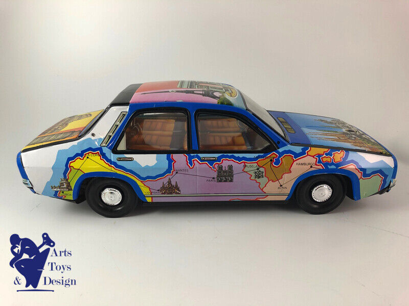 JOUET ANCIEN PAYA 8047 1/12° RENAULT 12 S TURISTICO TOLE FRICTION 37CM VERS 1970