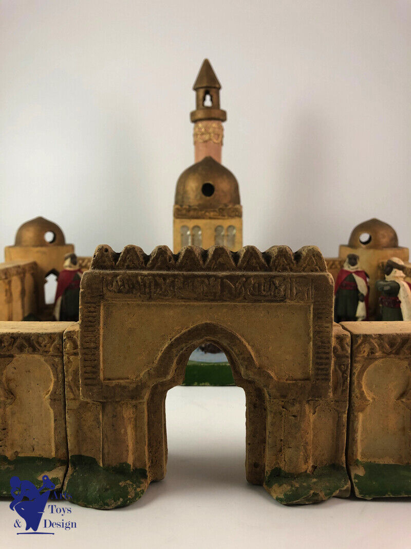 Antique toy soldierJRD scarce medina with 4 spahis 4 touaregs 47x47cm