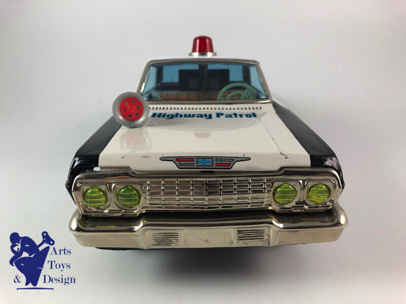 Antique toy Daiya Chevrolet Impala Police Car Battery Operated Tin Japan 35cm