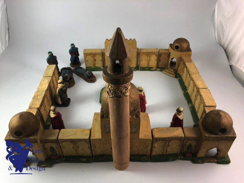 Antique toy soldierJRD scarce medina with 4 spahis 4 touaregs 47x47cm