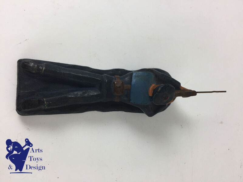 JRD Figure France circa 1935 Sailor soldier w rifle L 13.5cm Blue base