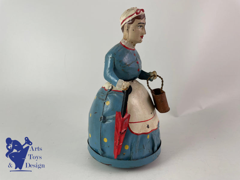 Antique toys Gunthermann Woman with umbrella Clockwork Circa 1910 h 17cm