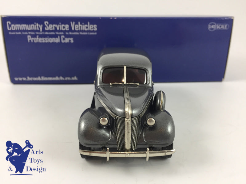 1/43 Brooklin CSV 26 Superior Pontiac Ambulance 1937