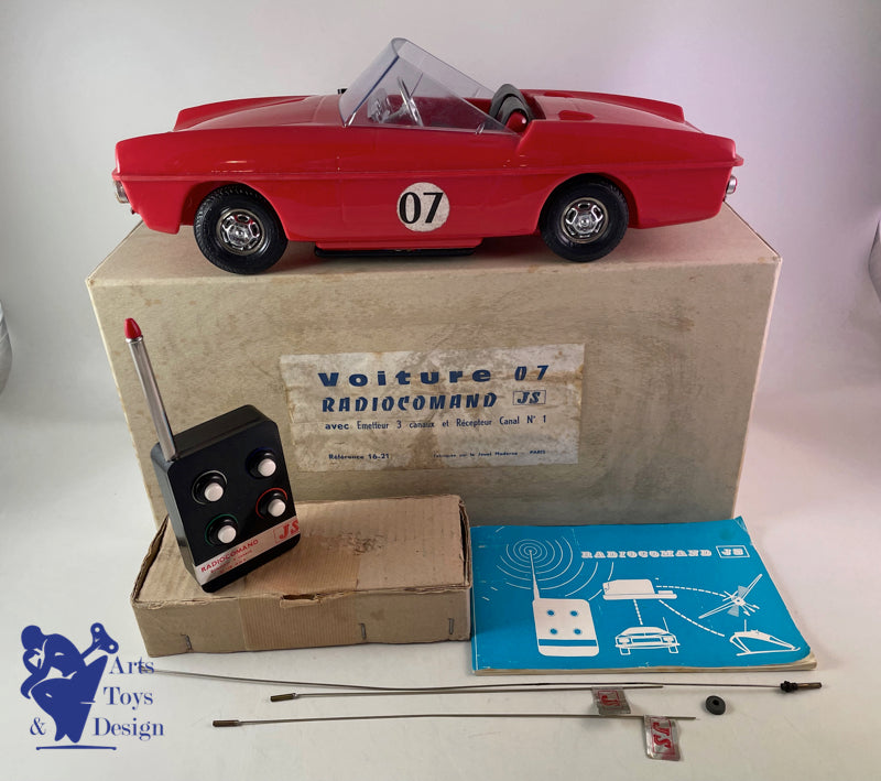 JOUET ANCIEN JS VOITURE 07 RC NO LICENCE J BOND 2° TYPE VERS 1967 L 38CM