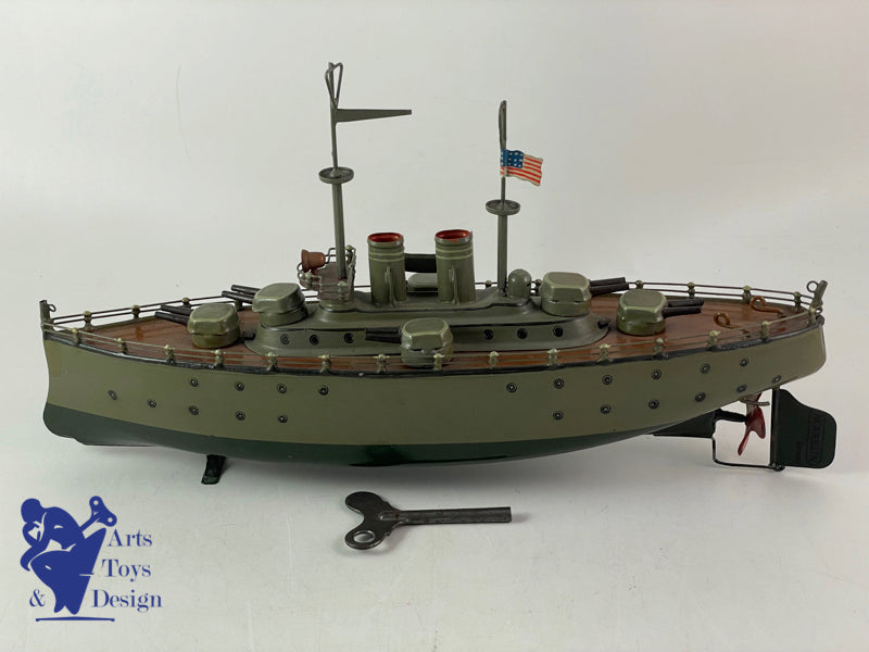 MARKLIN SERIE 5129 BATEAU DE GUERRE MECANIQUE C.1930 EX COLLECTION FORBES