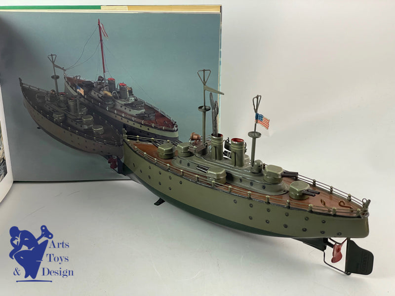 MARKLIN SERIE 5129 BATEAU DE GUERRE MECANIQUE C.1930 EX COLLECTION FORBES