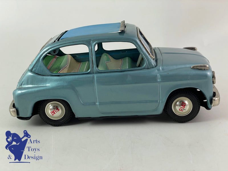 BANDAI 743 FIAT 600 DECOUVRABLE BLEU FRICTION VERS 1960