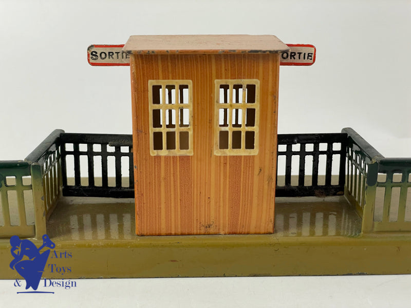 MARKLIN TRAIN 0 OU 1 QUAI DE GARE VERS 1930