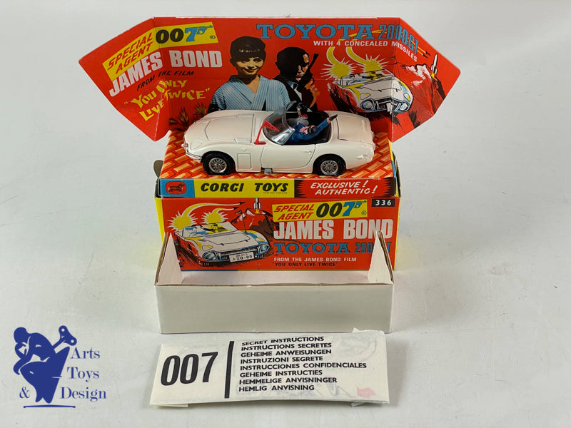 CORGI TOYS 336 JAMES BOND TOYOTA 2000 GT YOU ONLY LIVE TWICE
