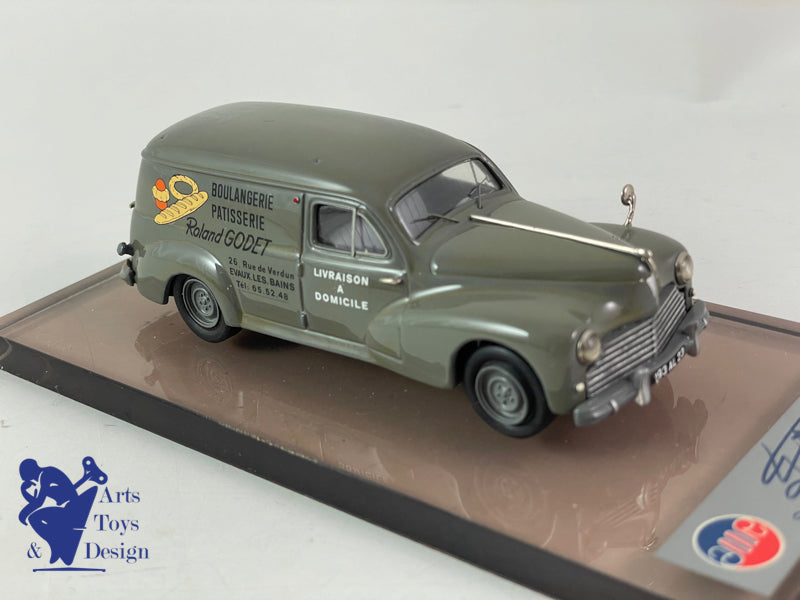 1/43 AMR PEUGEOT 203 FOURGONNETTE BOULANGERIE PATISSERIE GODET