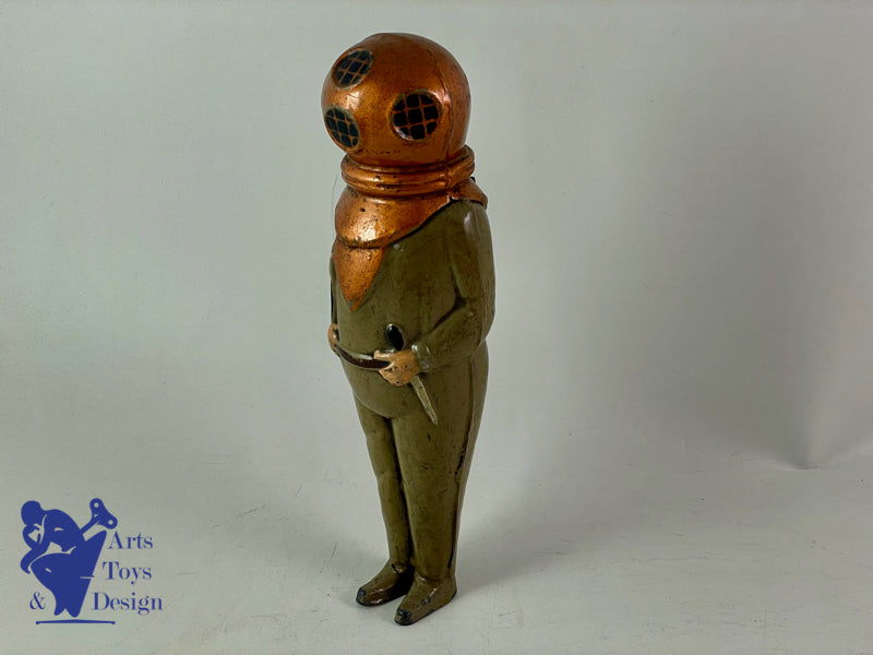 BING ALLEMAGNE SCAPHANDRIER TOLE PEINTE 23CM VERS 1920