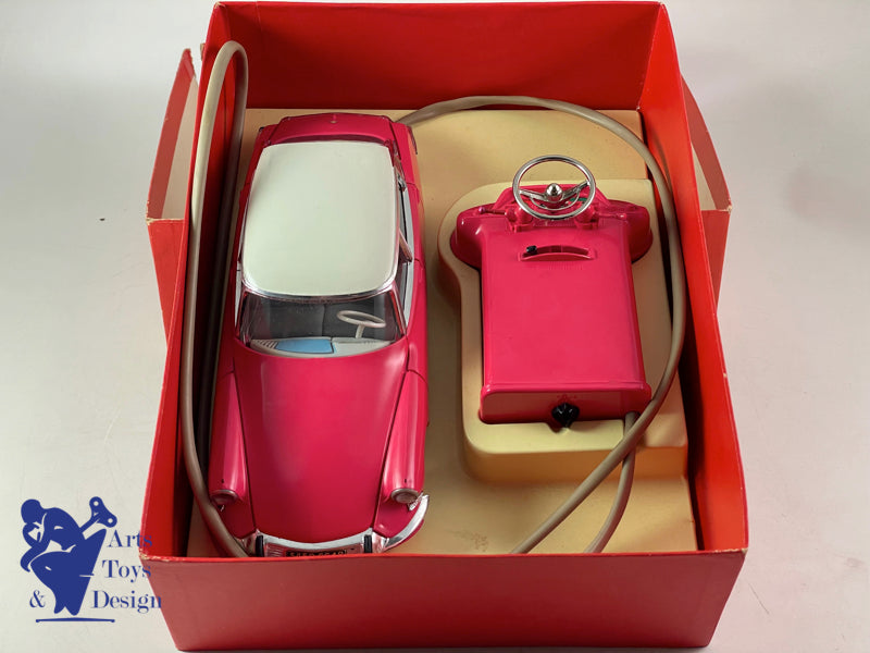JOUET GEGE CITROEN DS 19 TELEGUIDEE ROSE 28CM VERS 1965