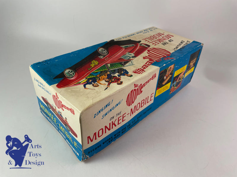 JOUET ANCIEN ASC AOSHIN MONKEE MOBILE MONKEES PONTIAC GTO VERS 1967 L 31CM