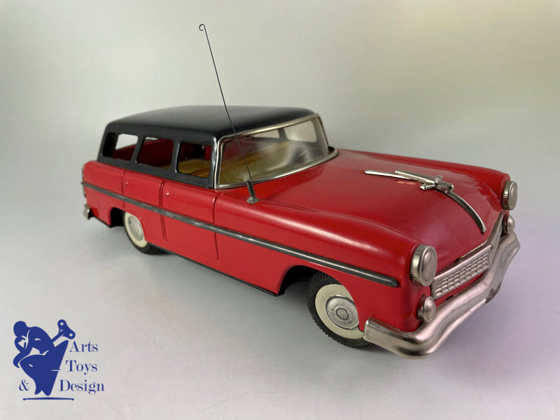 Antique toys San Marusan Ford Station Wagon Friction Circa 1960 L 32cm