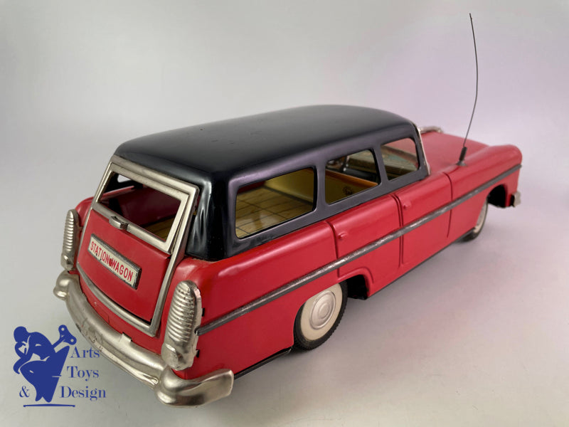 Antique toys San Marusan Ford Station Wagon Friction Circa 1960 L 32cm