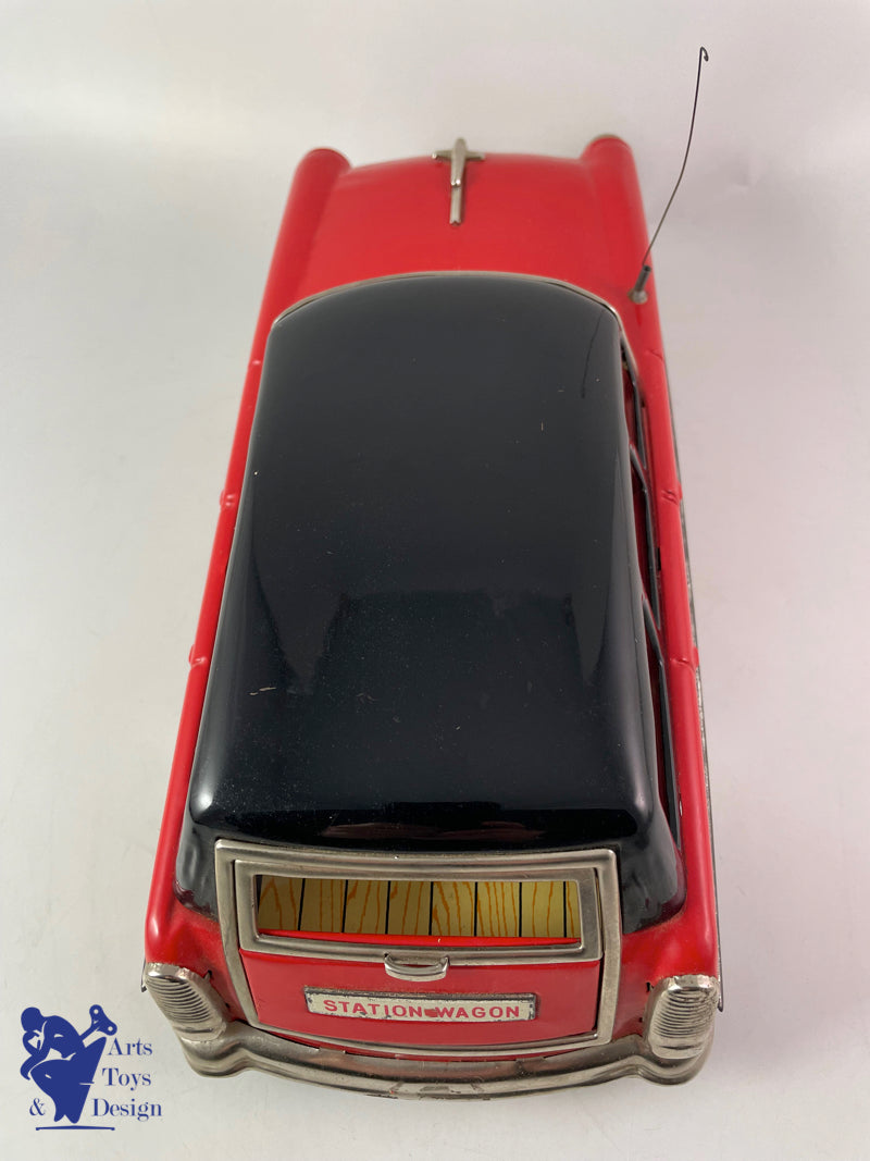 Antique toys San Marusan Ford Station Wagon Friction Circa 1960 L 32cm