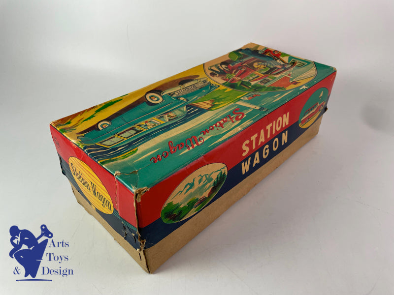 Antique toys San Marusan Ford Station Wagon Friction Circa 1960 L 32cm