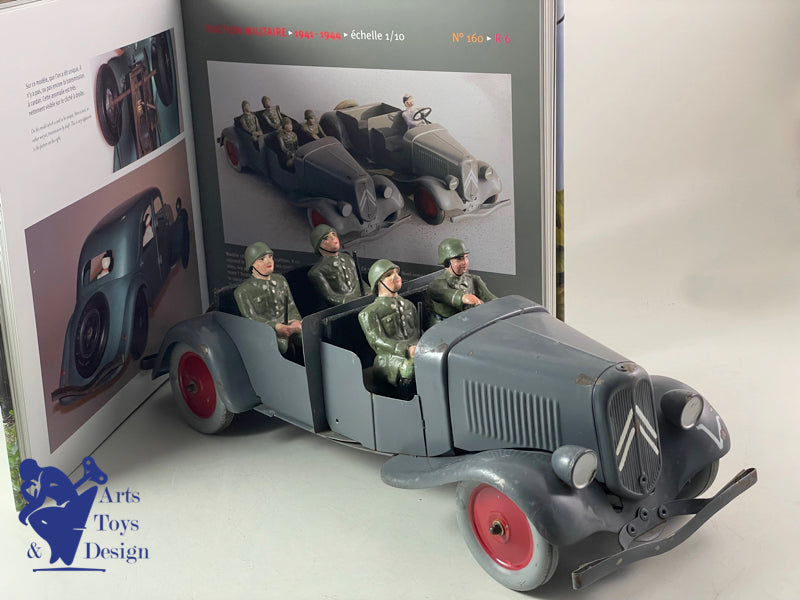 JOUET ANCIEN CITROEN 160 TRACTION MILITAIRE ALLEMANDE MECANIQUE 42CM 1941