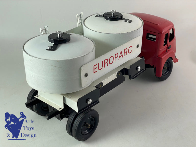 JOUET ANCIEN CIJ EUROPARC REF 9/31A CAMION RENAULT SAVIEM CIMENT ROUGE! 1960