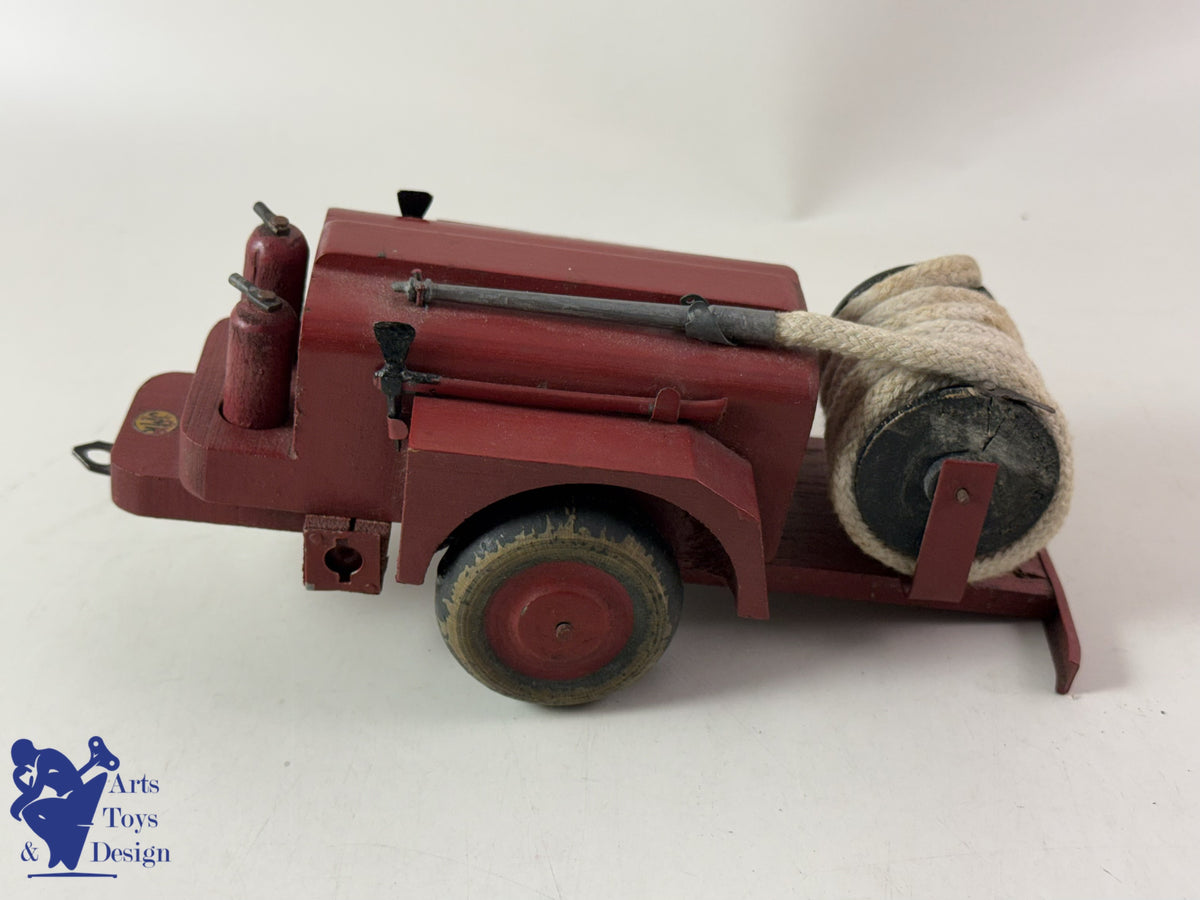 JOUET ANCIEN JMR LORENZI RARE JEEP BOIS ET TOLE POMPIER AV REMORQUE L 43CM