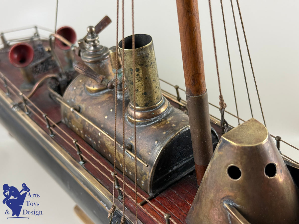 Antique toys MAURAISIN RADIGUET VERY RARE STEAMBOAT ARMORED GUNBOAT C1880