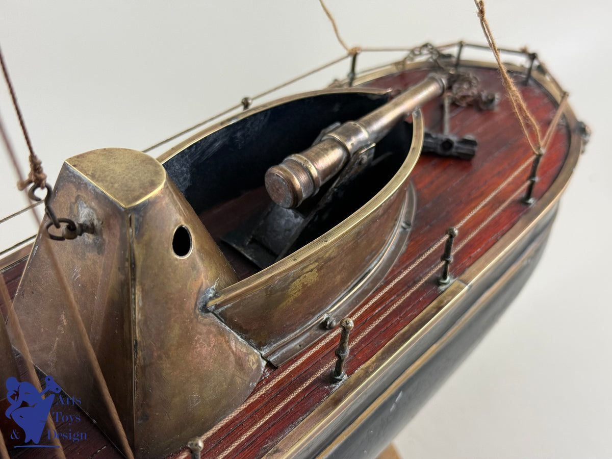 Antique toys MAURAISIN RADIGUET VERY RARE STEAMBOAT ARMORED GUNBOAT C1880