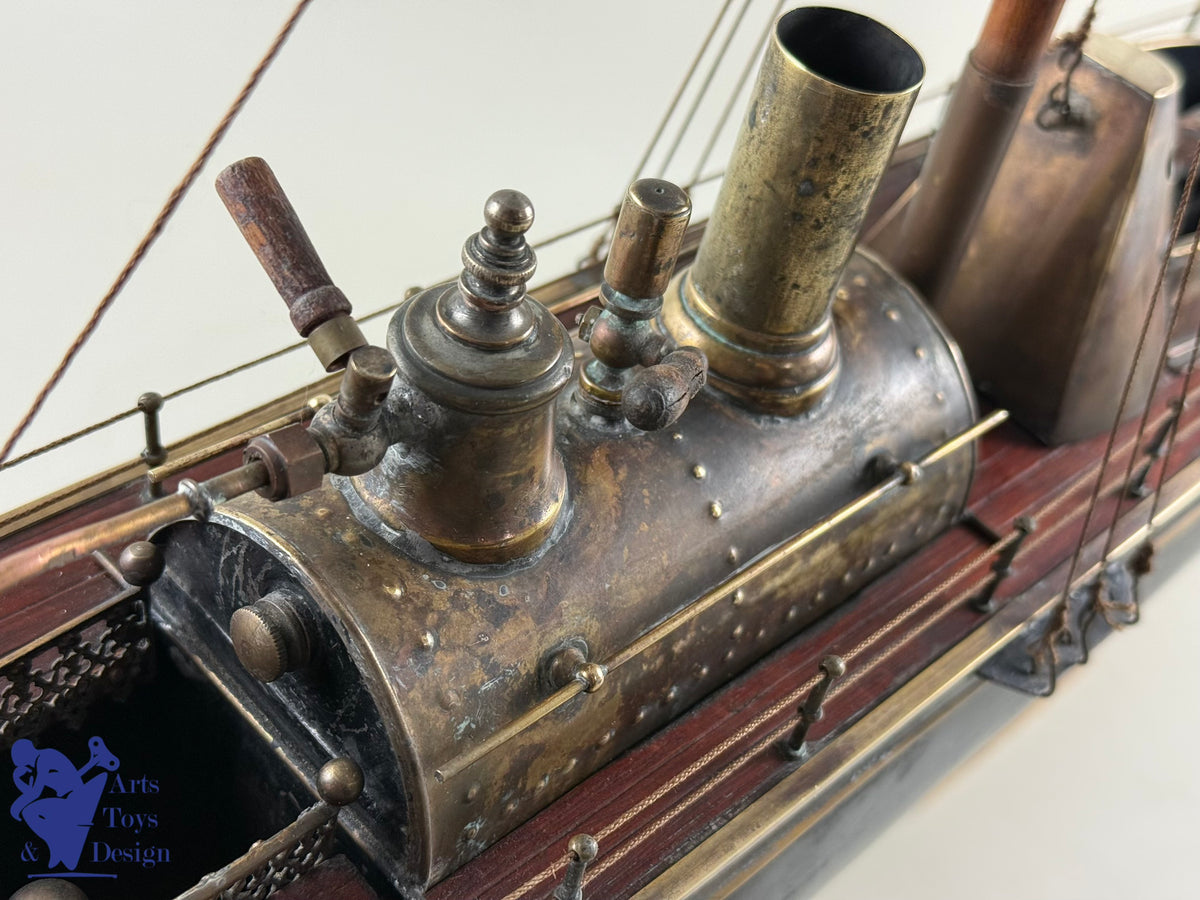 Antique toys MAURAISIN RADIGUET VERY RARE STEAMBOAT ARMORED GUNBOAT C1880