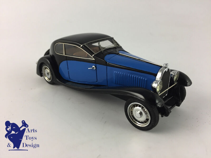 1/43 CLUB AMIS DU 1/43 B11 BUGATTI T 46 SURPROFILE 1935 MULHOUSE NOIR ET BLEU