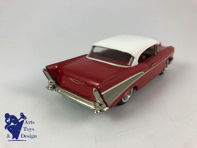 1/43 WESTERN MODELS REF WMS44 CHEVROLET BEL AIR 1957 WHITE & RED