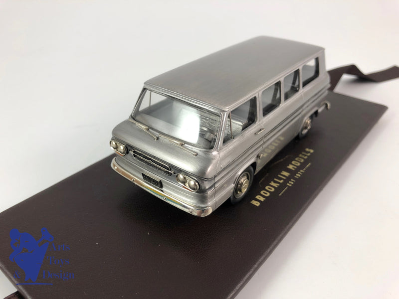 1/43 BROOKLIN 213M CHEVROLET CORVAIR GREENBRIER SPORT WAGON 1962