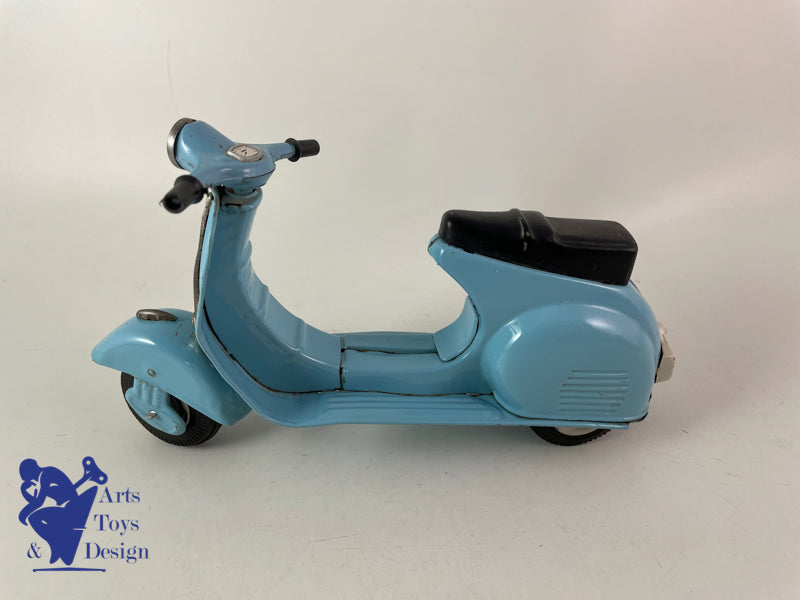 Antique toys Bandai Vespa Blue Scooter Friction circa 1960 L 23cm