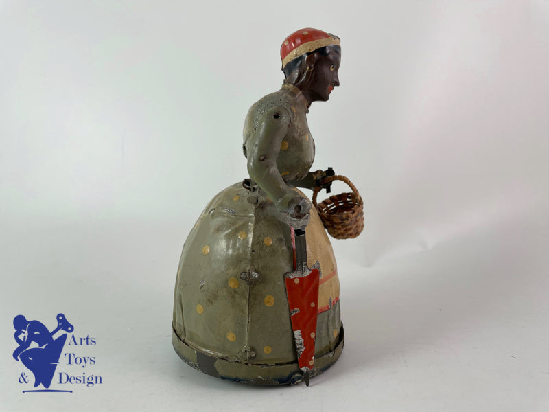 Antique toys Gunthermann Woman with umbrella Clockwork Circa 1910 h 17cm