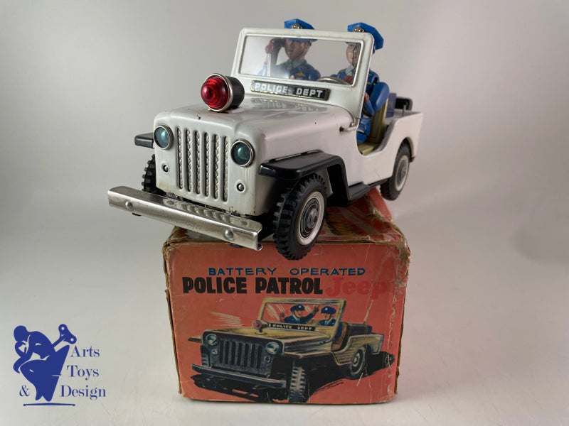 Antique toys Tn Nomura Police Patrol Jeep Battery OP circa 1960 T1