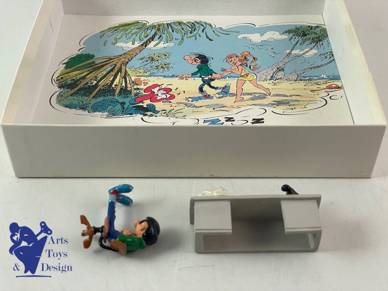 PIXI GASTON LAGAFFE GASTON A SON BUREAU PAR FRANQUIN